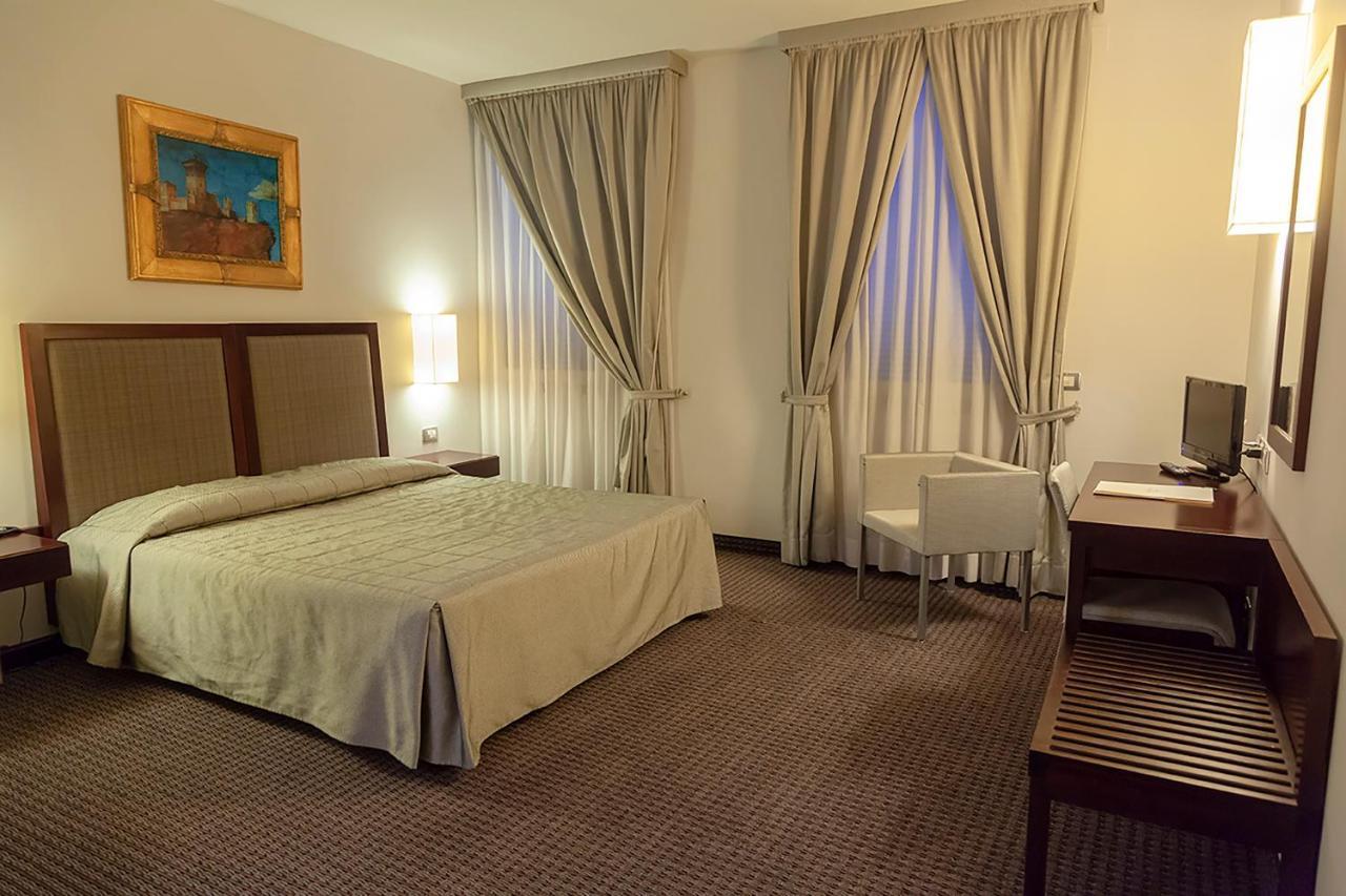 Hotel Dei Gonzaga Reggiolo Zewnętrze zdjęcie