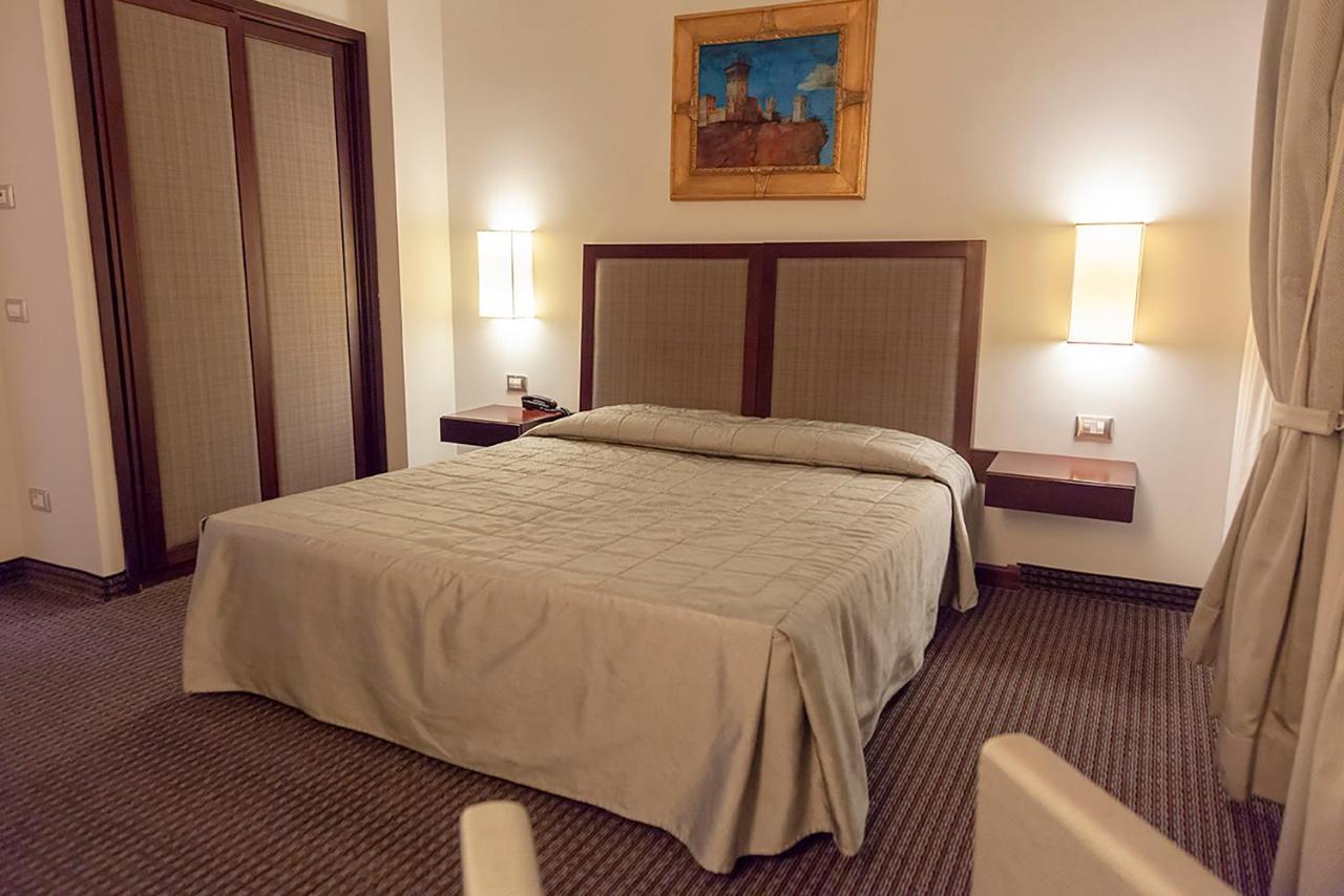 Hotel Dei Gonzaga Reggiolo Zewnętrze zdjęcie